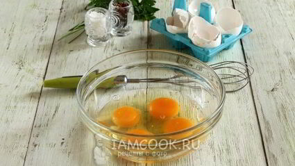 омлет на сметане на сковороде