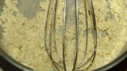 омлет с грибами и охотничьими колбасками