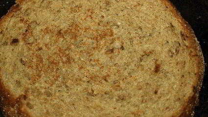 омлет с грибами и охотничьими колбасками