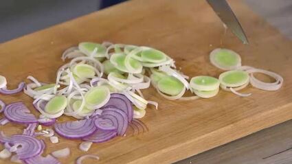 омлет с помидорами и цветной капустой