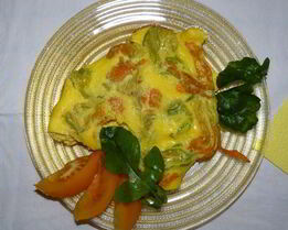 Омлет с цветками цукини