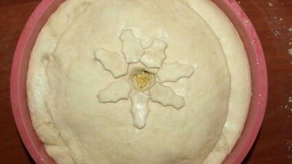 паштет из индейки с грибами, запеченный в хлебной корочке