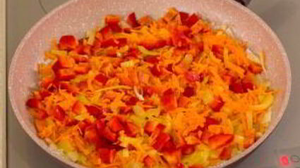 паштет из куриной печени с паприкой и яйцами