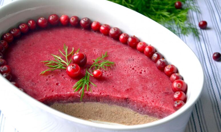Рецепт паштет из куриной печени со сливово-клюквенным желе
