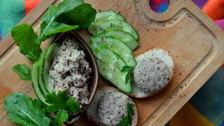 Паштет из запеченного хека с грецкими орехами