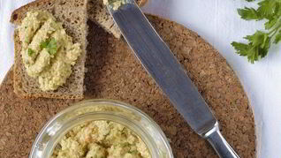 Тапенад — паштет из оливок и маслин