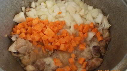 помидоры, фаршированные курицей и рисом