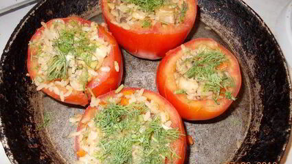 помидоры, фаршированные курицей и рисом