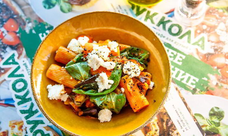 Рецепт ригатоней с печеныма баклажанома и домашнея рикоттого