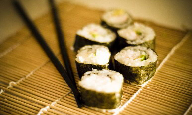 Рецепт домашние роллы с семгой