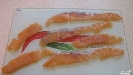 ролл с лососем