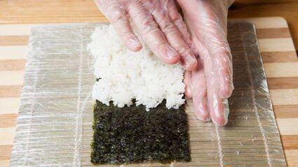 роллы радуга