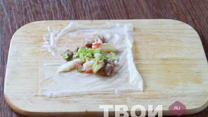 спринг-роллы с креветками и свининой