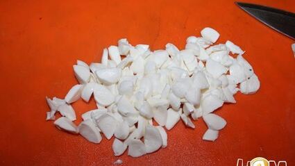 баклажанные рулетики с овощами и моцареллой