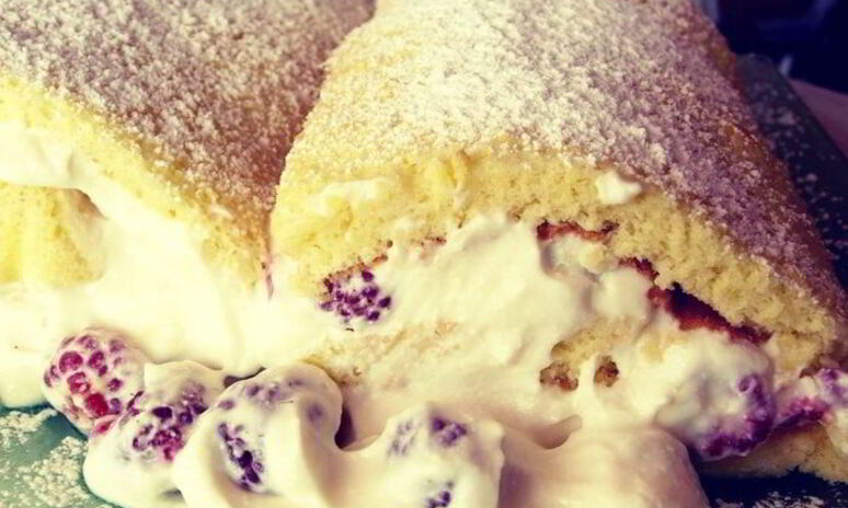 Рецепт бисквитный рулет с творожной начинкой