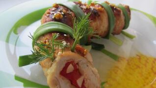 Куриный рулетик Гусеница