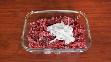 мясной рулет с черносливом