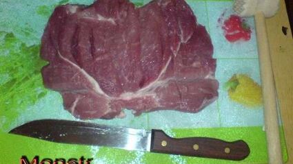 мясной рулет с дижонской горчицей и бананами