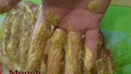 мясной рулет с дижонской горчицей и бананами