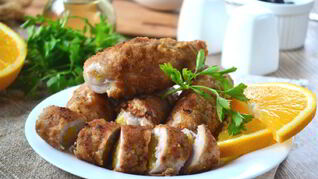 Мясные рулетики с сюрпризом