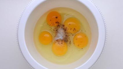 нежнейший закусочный рулет цветы весны