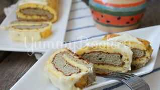 Омлет-рулет с курицей и грибами