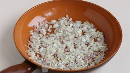 праздничный рулет из свинины с черносливом и орехами