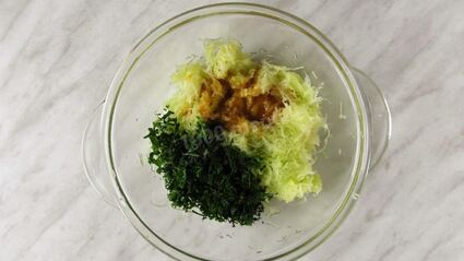 рулет из кабачков с сыром