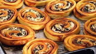 Рулет из картошки со шпинатом