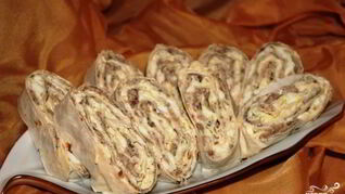 Рулет из лаваша с сайрой