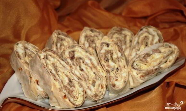 Рецепт рулет из лаваша с сайрой