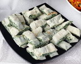 Рулет из лаваша с сыром и зеленью