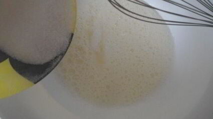 рулет с черемухой и рикоттой