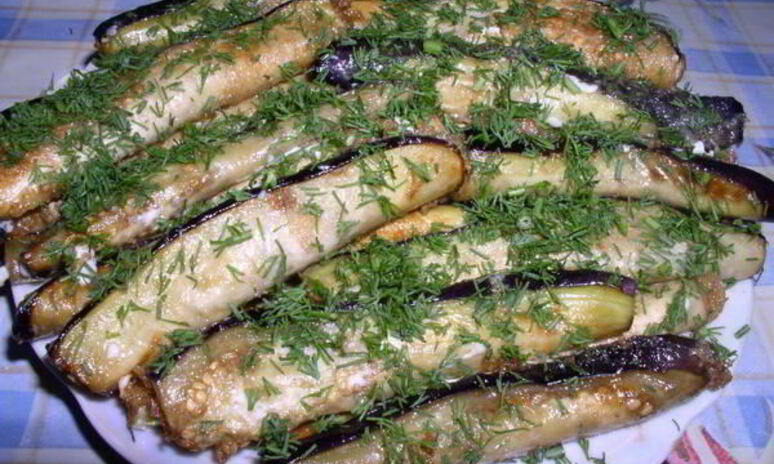 Рецепт рулетики из баклажанов