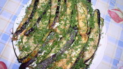 рулетики из баклажанов