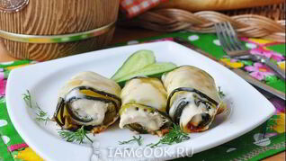 Рулетики из кабачка с куриной грудкой в мультиварке