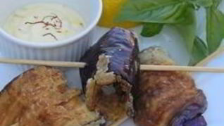 Рулетики из жареных баклажанов