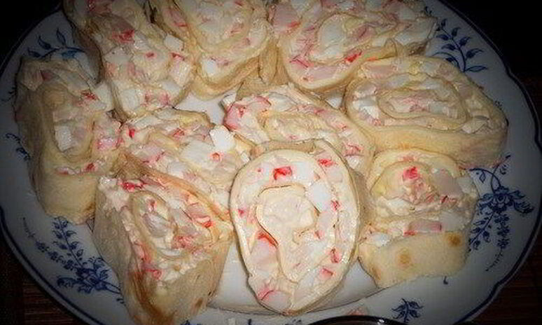 Рецепт рулетики с мягким сыром