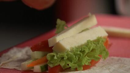 рулетики с сулугуни