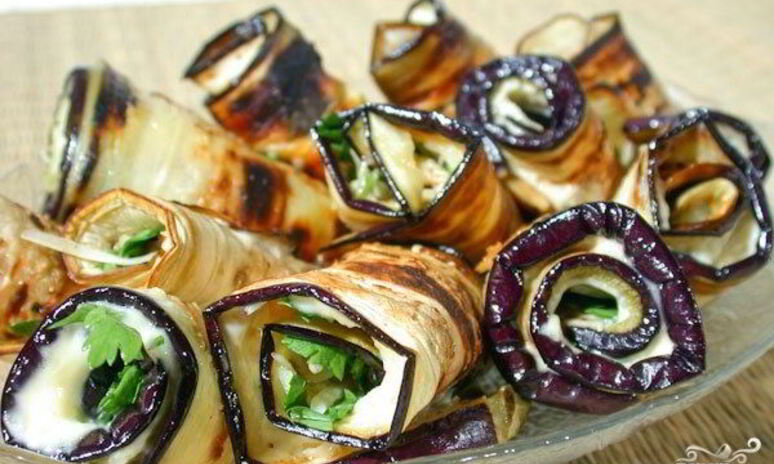 Рецепт рулеты из баклажанов