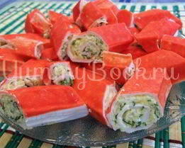 Рулеты из крабовых палочек