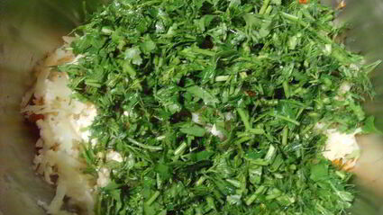 турецкие рулеты с брынзой