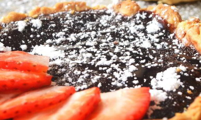 Рецепт шоколадные тарталетки с клубникой