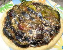 Изысканный сливовый тарт