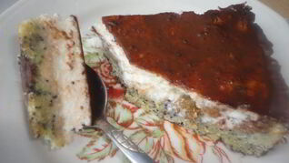 Маковый тарт с творожным суфле и ганашем