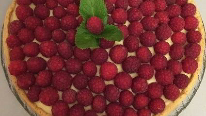 малиновый тарт с заварным кремом