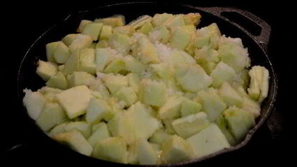 перевернутый яблочный тарт