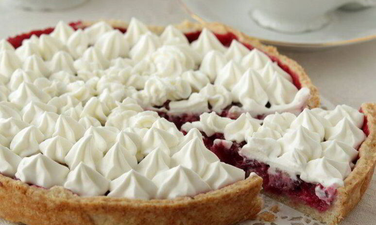 Рецепт тарт с брусникой и нежным кремом с белым шоколадом