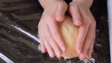 тарт с ревенем и миндалем