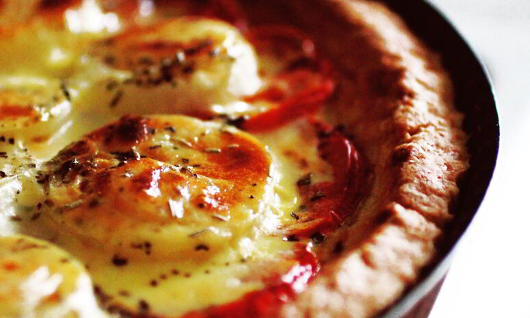 Рецепт тарт с томатами и луком